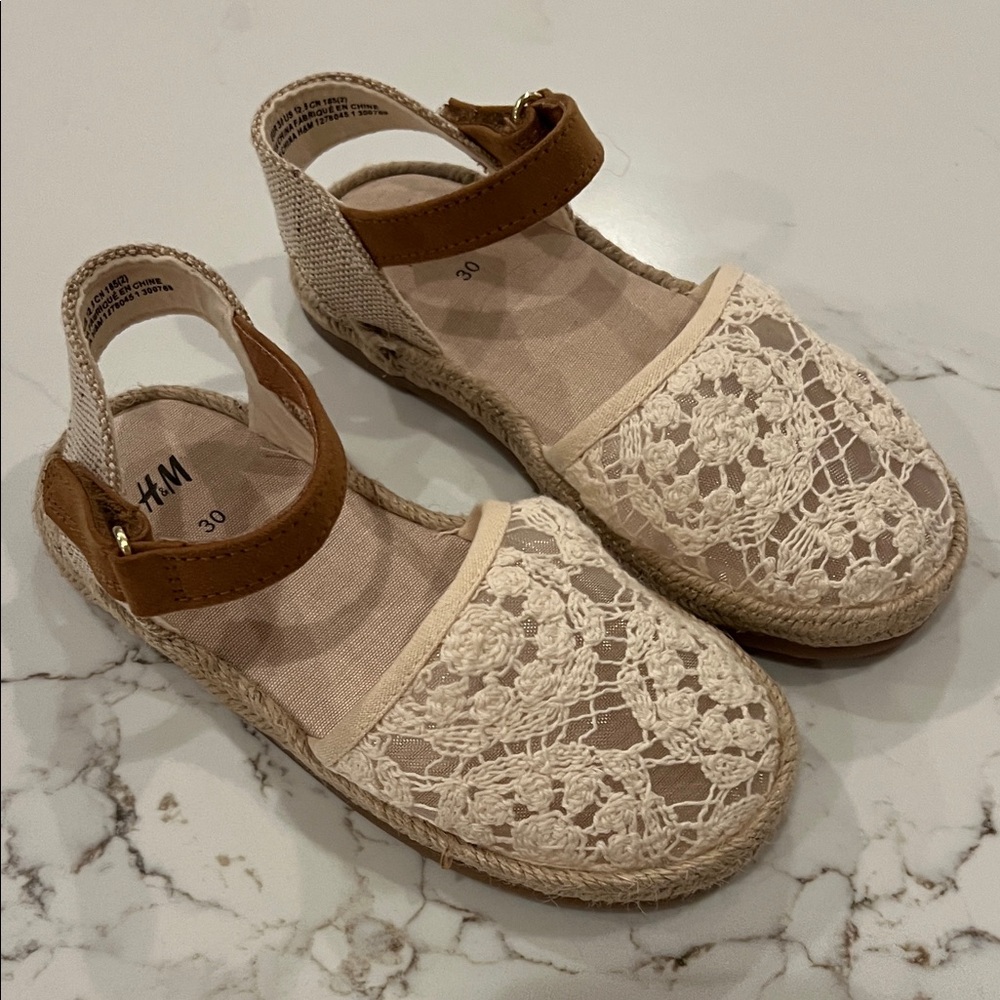 H&M Cream and Tan Lace Espadrilles